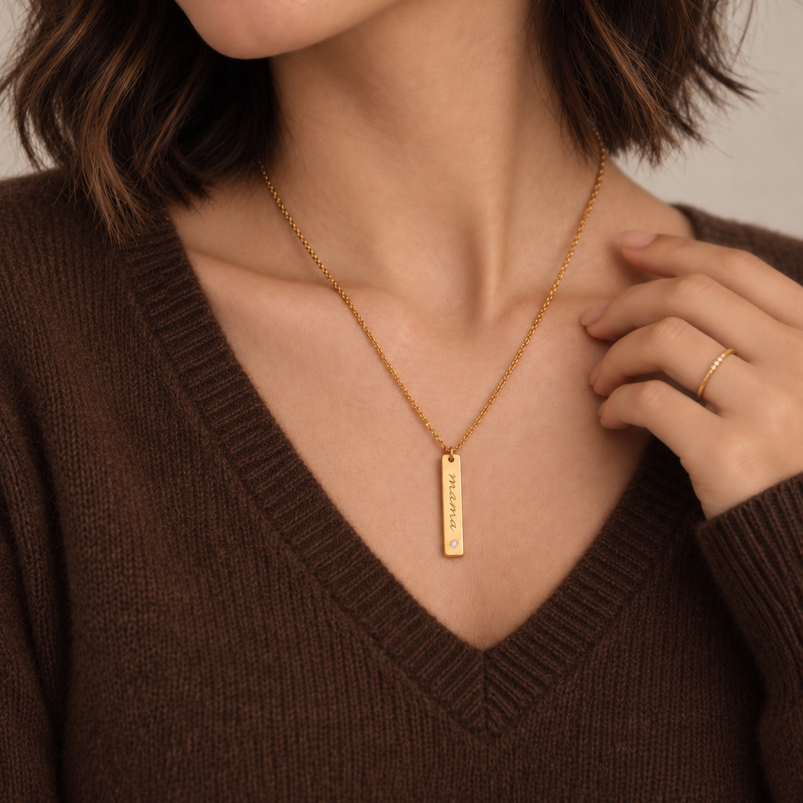 Mama Pendant Necklace