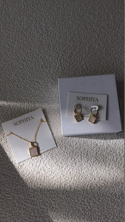 Olivia Necklace